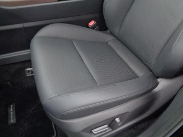 TOYOTA CROWN CROSSOVER G LEATHER PACKAGE
