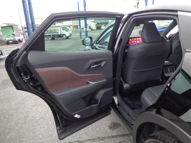 TOYOTA CROWN CROSSOVER G LEATHER PACKAGE
