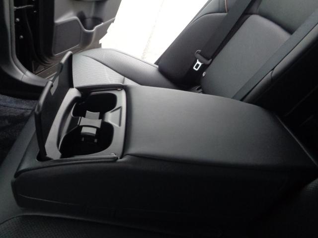 TOYOTA CROWN CROSSOVER G LEATHER PACKAGE