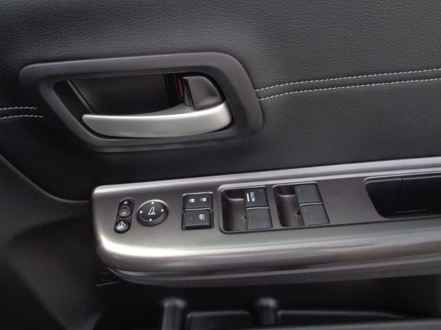 フリードハイブリッド ハイブリッド・モデューロＸ　ホンダセンシング　純正９インチフルセグナビ　ＤＶＤ　ＢＴ　Ｃａｒｐｌａｙ　バックカメラ　両側パワスラ　ＥＴＣ　前後ドラレコ　ハーフレザー　ホンダセンシング　専用シート・ＡＷ　ＬＥＤヘッドレーダークルーズ（25枚目）
