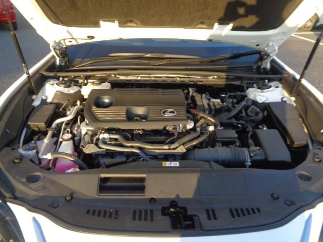 ES ES300h バージョンL 純正フルセグナビ BT サンルーフ 全方位カメラ デジタルインナーミラー 置くだけ充電 前後ドラレコ 3眼LEDオートヘッド PCS BSM シートヒーター ステアリングヒーター ベンチレーション(13枚目)