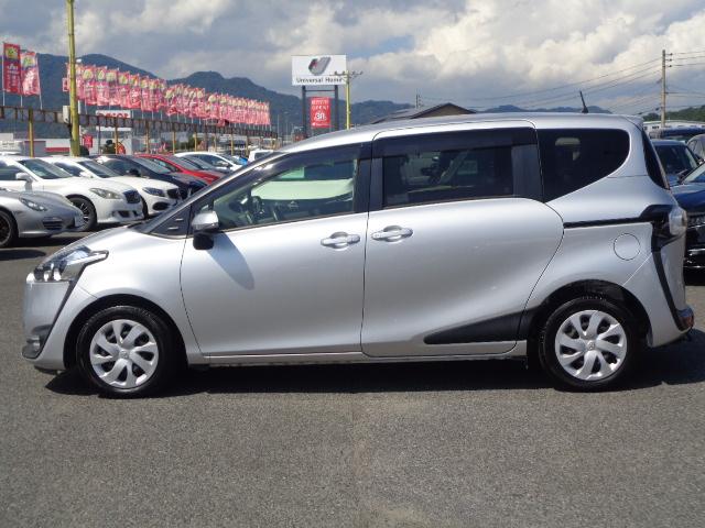 シエンタ X 車イス仕様 車イス電動固定装置 セーフティベルト 純正地デジナビ BT バックカメラ パワスラ キーレス リアシート外し(シート有り) ドラレコ(11枚目)