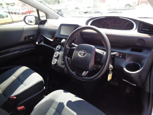 シエンタ X 車イス仕様 車イス電動固定装置 セーフティベルト 純正地デジナビ BT バックカメラ パワスラ キーレス リアシート外し(シート有り) ドラレコ(21枚目)