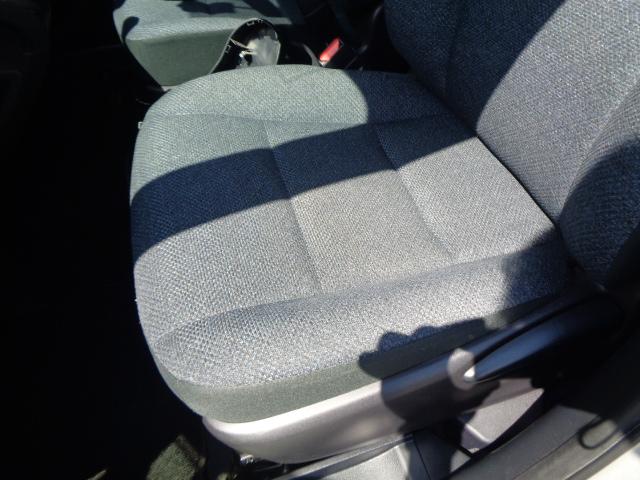 シエンタ X 車イス仕様 車イス電動固定装置 セーフティベルト 純正地デジナビ BT バックカメラ パワスラ キーレス リアシート外し(シート有り) ドラレコ(32枚目)
