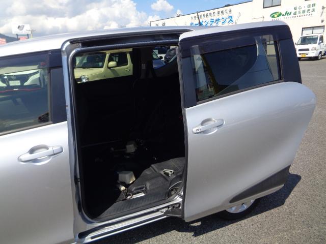 シエンタ X 車イス仕様 車イス電動固定装置 セーフティベルト 純正地デジナビ BT バックカメラ パワスラ キーレス リアシート外し(シート有り) ドラレコ(37枚目)