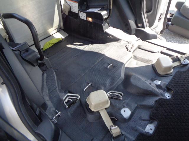 シエンタ X 車イス仕様 車イス電動固定装置 セーフティベルト 純正地デジナビ BT バックカメラ パワスラ キーレス リアシート外し(シート有り) ドラレコ(41枚目)