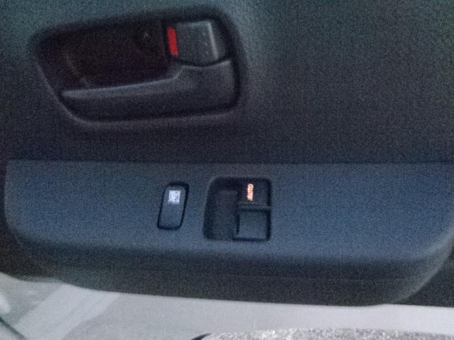 キャリイトラック KCエアコン・パワステ 届出済未使用車 4WD AT キーレス 衝突軽減ブレーキ パーキングソナー オートライト AC PW 車線逸脱防止 アイドリングストップ 純正オーディオ(27枚目)