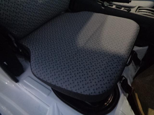 キャリイトラック KCエアコン・パワステ 届出済未使用車 4WD AT キーレス 衝突軽減ブレーキ パーキングソナー オートライト AC PW 車線逸脱防止 アイドリングストップ 純正オーディオ(30枚目)