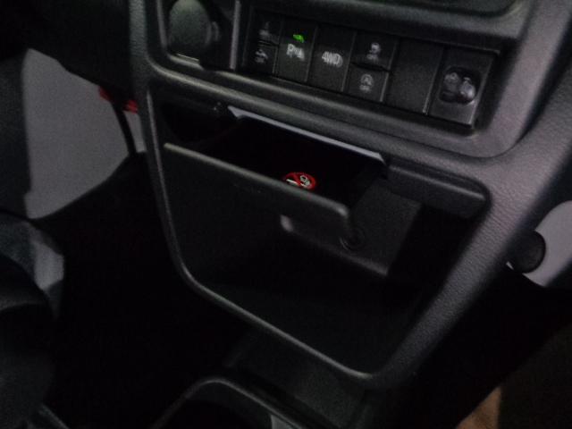 キャリイトラック KCエアコン・パワステ 届出済未使用車 4WD AT キーレス 衝突軽減ブレーキ パーキングソナー オートライト AC PW 車線逸脱防止 アイドリングストップ 純正オーディオ(39枚目)