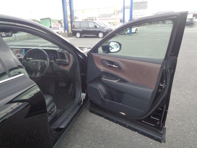 クラウンクロスオーバー Gアドバンスド・レザーパッケージ ワンオーナー 12.3インチフルセグナビ BT Carplay 全方位カメラ ETC2.0 シートヒーター ベンチレーション ステアリングヒーター AC100V PCS パワーシート スマートキー×2(25枚目)