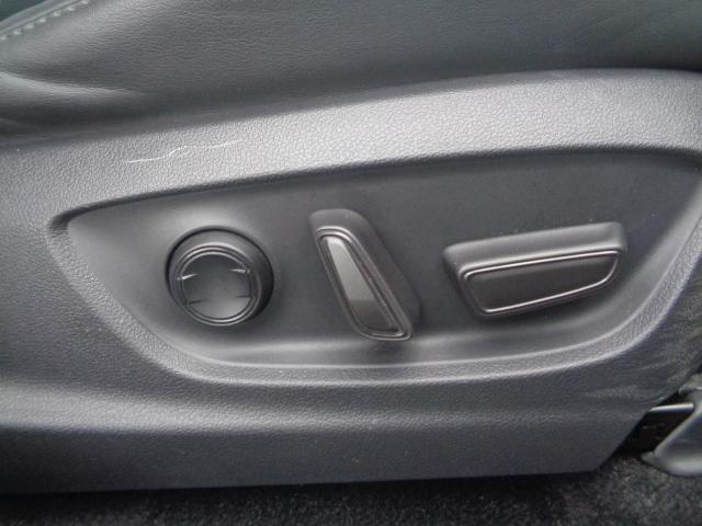 クラウンクロスオーバー Gアドバンスド・レザーパッケージ ワンオーナー 12.3インチフルセグナビ BT Carplay 全方位カメラ ETC2.0 シートヒーター ベンチレーション ステアリングヒーター AC100V PCS パワーシート スマートキー×2(30枚目)