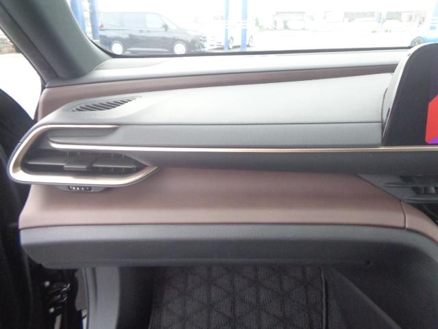 クラウンクロスオーバー Gアドバンスド・レザーパッケージ ワンオーナー 12.3インチフルセグナビ BT Carplay 全方位カメラ ETC2.0 シートヒーター ベンチレーション ステアリングヒーター AC100V PCS パワーシート スマートキー×2(57枚目)