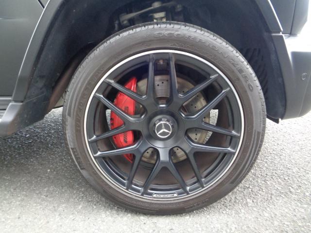 Gクラス G63 マットブラック 純正ナビ BT 全方位カメラ メモリーツキパワーシート シートヒーター ベンチレーション サンルーフ ETC ブルメスターサウンド 本革シート 電動パーキング(17枚目)