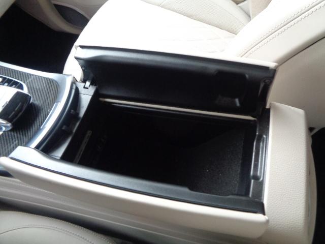 Gクラス G63 マットブラック 純正ナビ BT 全方位カメラ メモリーツキパワーシート シートヒーター ベンチレーション サンルーフ ETC ブルメスターサウンド 本革シート 電動パーキング(33枚目)