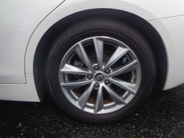 スカイライン 350GT ハイブリッド 純正フルセグナビ DVD BT バックカメラ クルーズコントロール ハーフレザー パワーシート ビルトインETC オートLEDヘッド スマートキー LEDフォグプッシュスタート ステリモ(20枚目)