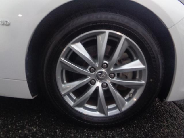 スカイライン 350GT ハイブリッド 純正フルセグナビ DVD BT バックカメラ クルーズコントロール ハーフレザー パワーシート ビルトインETC オートLEDヘッド スマートキー LEDフォグプッシュスタート ステリモ(22枚目)