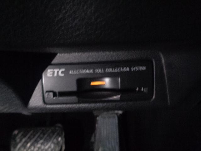 スカイライン 350GT ハイブリッド 純正フルセグナビ DVD BT バックカメラ クルーズコントロール ハーフレザー パワーシート ビルトインETC オートLEDヘッド スマートキー LEDフォグプッシュスタート ステリモ(35枚目)