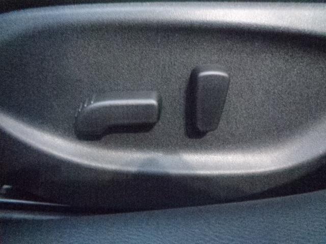 スカイライン 350GT ハイブリッド 純正フルセグナビ DVD BT バックカメラ クルーズコントロール ハーフレザー パワーシート ビルトインETC オートLEDヘッド スマートキー LEDフォグプッシュスタート ステリモ(44枚目)