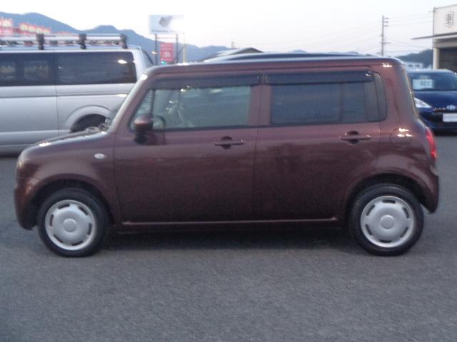 アルトラパン Ｇ　フルセグナビ　ＤＶＤ　Ｂｌｕｅｔｏｏｔｈ　スマートキー　プッシュスタート　ＥＴＣ　ユーザー下取り車（12枚目）