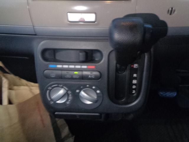 アルトラパン Ｇ　フルセグナビ　ＤＶＤ　Ｂｌｕｅｔｏｏｔｈ　スマートキー　プッシュスタート　ＥＴＣ　ユーザー下取り車（29枚目）