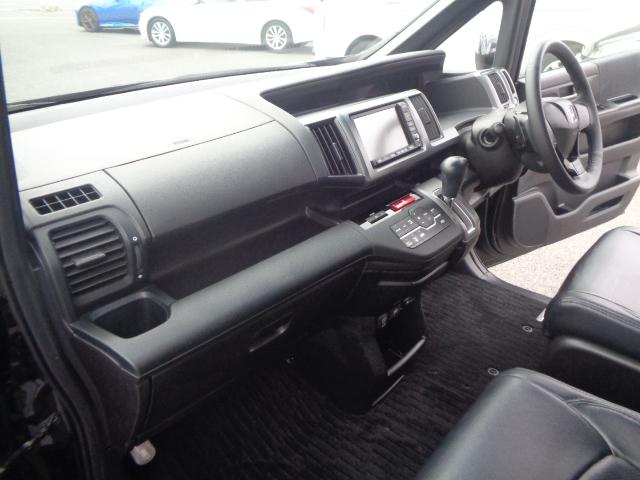 ステップワゴンスパーダ Z ワンオーナー 純正フルセグナビ DVD 両側パワスラ ビルトインETC バックカメラ パドルシフト 後席モニター 革調シートカバー オートライト スマートキー 純正AW ステリモ(41枚目)