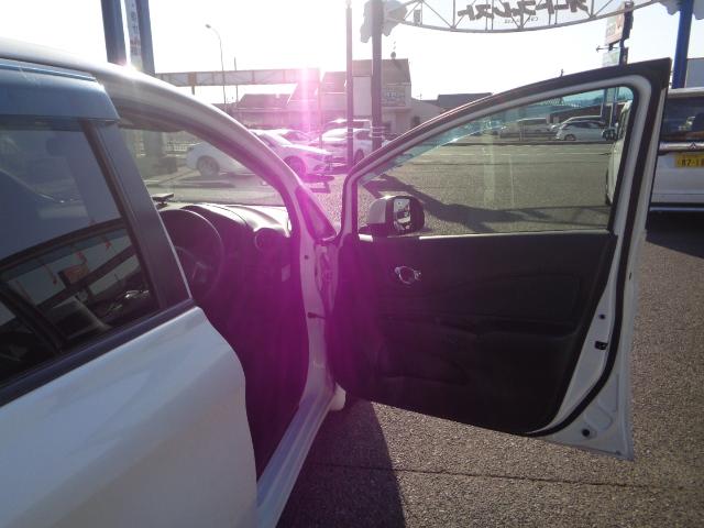 ノート X ワンオーナー 純正フルセグナビ バックカメラ ETC スペアT スマートキー プッシュスタート(23枚目)