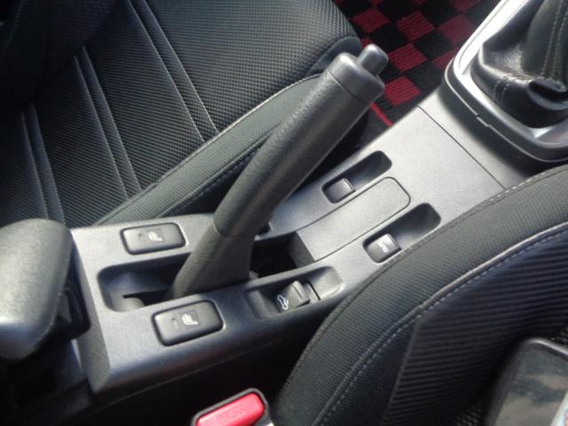 コペン ローブ 純正フルセグナビ Bluetooth DVD ETC HIDヘッド 電動オープン シートヒーター ステリモ スマートキー プッシュスタート(35枚目)