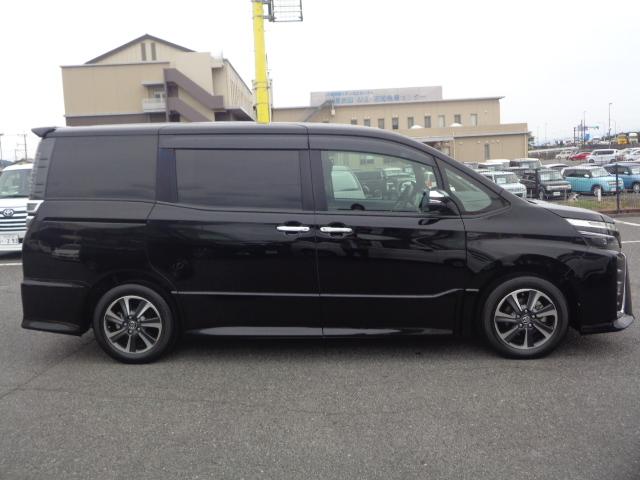 ヴォクシー ZS アルパイン11インチフルセグナビ DVD BT HDMI バックカメラ 両側パワスラ ETC ブレーキサポート LEDオートヘッド クルーズコントロール LEDフォグ オートハイビーム スマートキー(9枚目)