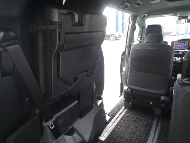 ヴォクシー ZS アルパイン11インチフルセグナビ DVD BT HDMI バックカメラ 両側パワスラ ETC ブレーキサポート LEDオートヘッド クルーズコントロール LEDフォグ オートハイビーム スマートキー(66枚目)