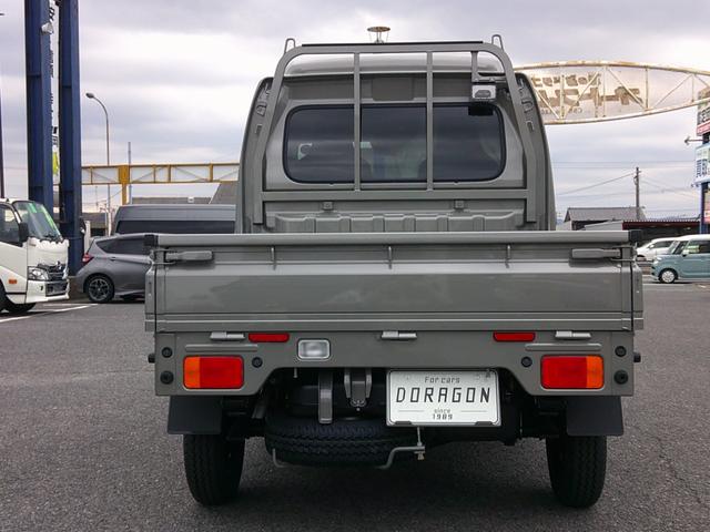 スーパーキャリイ Ｘ　未使用車　４ＷＤ　ＡＴ　ＬＥＤオートヘッド　鳥居付き　キーレス　ブレーキサポート　パーキングソナー　新車保証　オーバーヘッドコンソール　荷台ライト（9枚目）