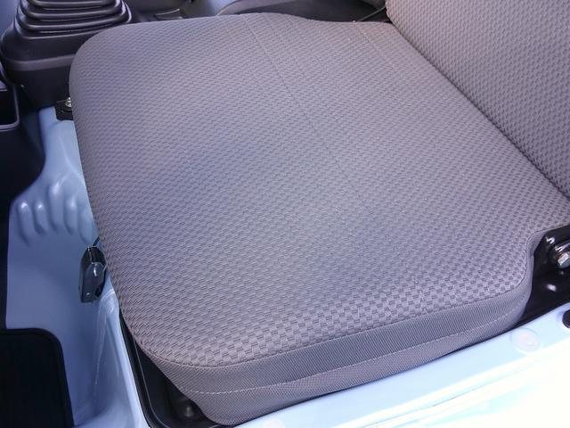 ピクシストラック エクストラＳＡＩＩＩｔ　４ＷＤ　５ＭＴ　ＣＤオーディオ　ＬＥＤオートヘッド　荷台ライト　１３インチＡＷ　キーレス　荷台マット　パーキングソナー　衝突軽減ブレーキ（46枚目）