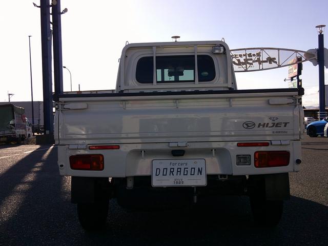 ハイゼットトラック エクストラ５５ｔｈアニバーサリーゴールドエディション　キーレス　荷台マット　ＣＤオーディオ　フォグ　パワステ　ＰＷ　荷台ライト（9枚目）