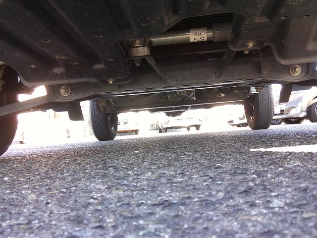 ハイゼットトラック エクストラ５５ｔｈアニバーサリーゴールドエディション　キーレス　荷台マット　ＣＤオーディオ　フォグ　パワステ　ＰＷ　荷台ライト（13枚目）