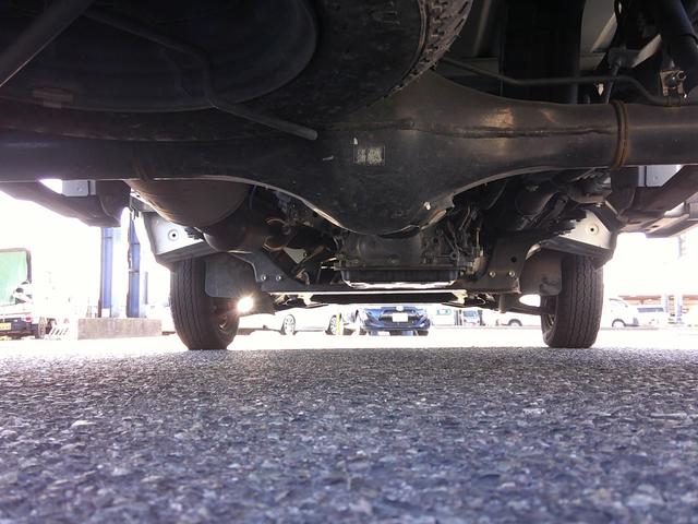 ハイゼットトラック エクストラ５５ｔｈアニバーサリーゴールドエディション　キーレス　荷台マット　ＣＤオーディオ　フォグ　パワステ　ＰＷ　荷台ライト（15枚目）