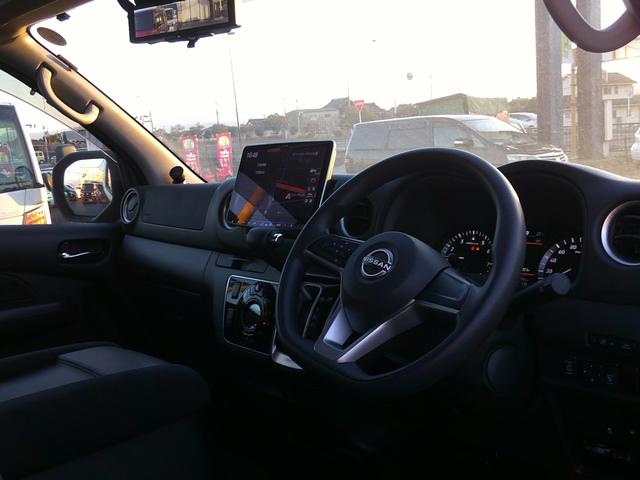 キャラバン ロングプレミアムＧＸ　アルパイン１１インチフルセグナビ　ＤＶＤ　ＢＴ　ＨＤＭＩ　アラウンドビュー　パワスラ　デジタルインアーミラー　ＬＥＤヘッド　前後ドラレコ　カヤバ製ショック　スマートキー（23枚目）