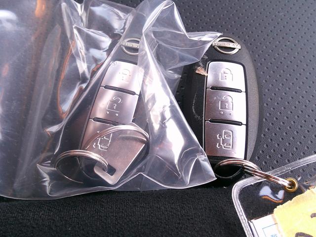 キャラバン ロングプレミアムＧＸ　アルパイン１１インチフルセグナビ　ＤＶＤ　ＢＴ　ＨＤＭＩ　アラウンドビュー　パワスラ　デジタルインアーミラー　ＬＥＤヘッド　前後ドラレコ　カヤバ製ショック　スマートキー（39枚目）