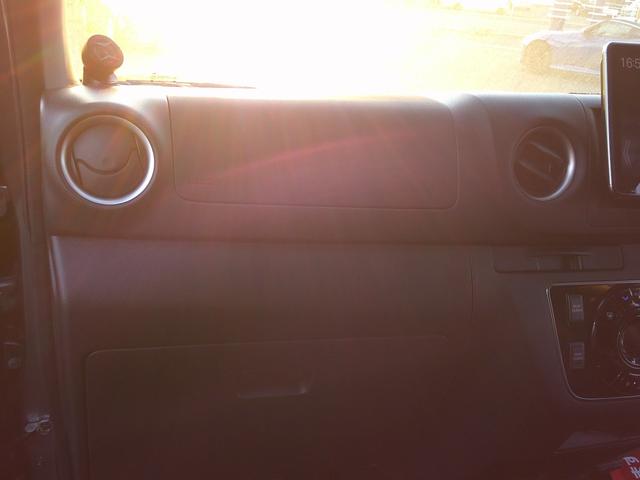 キャラバン ロングプレミアムＧＸ　アルパイン１１インチフルセグナビ　ＤＶＤ　ＢＴ　ＨＤＭＩ　アラウンドビュー　パワスラ　デジタルインアーミラー　ＬＥＤヘッド　前後ドラレコ　カヤバ製ショック　スマートキー（44枚目）