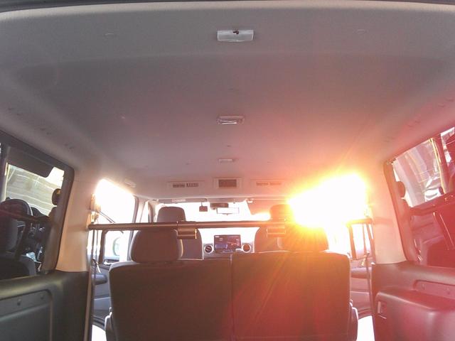 キャラバン ロングプレミアムＧＸ　アルパイン１１インチフルセグナビ　ＤＶＤ　ＢＴ　ＨＤＭＩ　アラウンドビュー　パワスラ　デジタルインアーミラー　ＬＥＤヘッド　前後ドラレコ　カヤバ製ショック　スマートキー（59枚目）