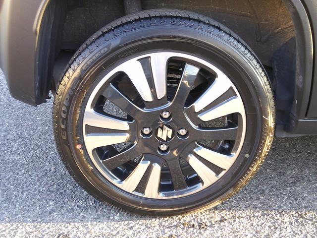 販売車輌は全車１年間走行距離無制限の保証付きです。全国保証になりますので遠方のお客様でもお近くの各ディーラーにて保証修理が可能です。また２年〜３年の長期保証プランもご準備しています。