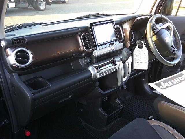 販売車輌は全車１年間走行距離無制限の保証付きです。全国保証になりますので遠方のお客様でもお近くの各ディーラーにて保証修理が可能です。また２年〜３年の長期保証プランもご準備しています。