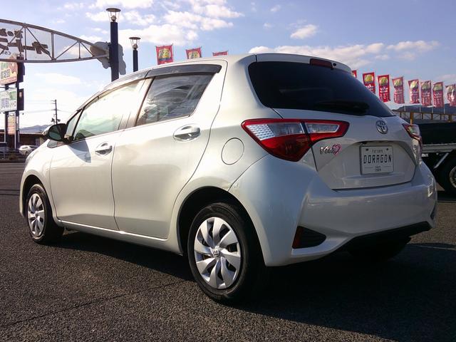 ヴィッツ Ｆ　純正地デジナビ　Ｂｌｕｅｔｏｏｔｈ　バックカメラ　ＥＴＣ　トヨタセーフティ　オートハイビーム　スマートキー×２　プッシュスタート（11枚目）