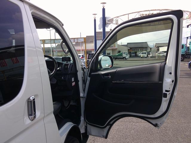 ハイエースバン スーパーGL ダークプライム フルセグナビ DVD Bluetooth バックカメラ 両側パワスラ LEDヘッド ETC ドラレコ スマートキー ハーフレザー AC100V 電格ミラー プッシュスタート(22枚目)