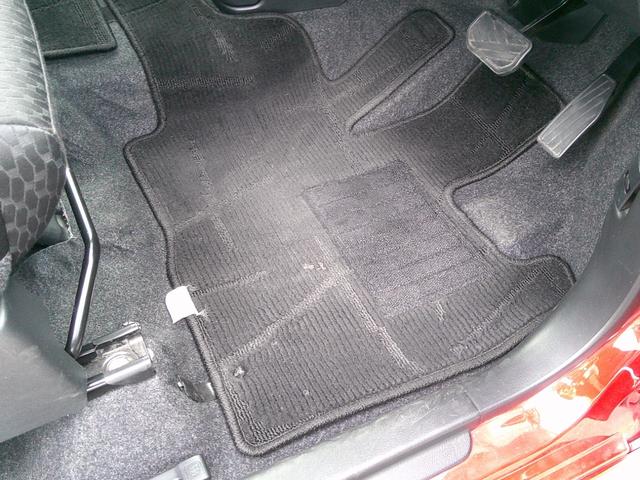 デリカＤ：２ カスタムハイブリッドＭＶ　フルセグナビ　ＤＶＤ　両側パワスラ　シートヒーター　ブレーキサポート　クルーズコントロール　スマートキー×２　純正ＡＷ　ＬＥＤオートヘッド（27枚目）