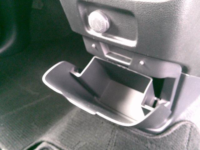 デリカＤ：２ カスタムハイブリッドＭＶ　フルセグナビ　ＤＶＤ　両側パワスラ　シートヒーター　ブレーキサポート　クルーズコントロール　スマートキー×２　純正ＡＷ　ＬＥＤオートヘッド（40枚目）