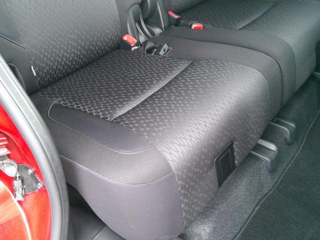 デリカＤ：２ カスタムハイブリッドＭＶ　フルセグナビ　ＤＶＤ　両側パワスラ　シートヒーター　ブレーキサポート　クルーズコントロール　スマートキー×２　純正ＡＷ　ＬＥＤオートヘッド（53枚目）