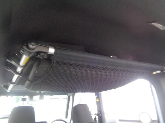 ピクシスメガ Ｇターボ　レジャーエディションＳＡＩＩＩ　禁煙車　純正フルセグナビＤＶＤ　ＢＴ　ＨＤＭＩ　シートヒーター　ラゲージボード　アッパーシステムレール　オーバーヘッドネット　インテリアイルミ　ＥＴＣ２．０　両側パワスラ　ドライビングサポート（5枚目）