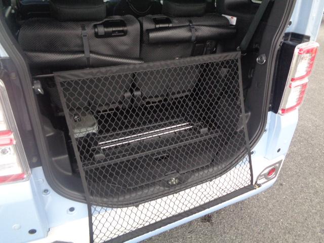 ピクシスメガ Ｇターボ　レジャーエディションＳＡＩＩＩ　禁煙車　純正フルセグナビＤＶＤ　ＢＴ　ＨＤＭＩ　シートヒーター　ラゲージボード　アッパーシステムレール　オーバーヘッドネット　インテリアイルミ　ＥＴＣ２．０　両側パワスラ　ドライビングサポート（8枚目）