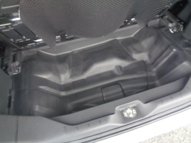 ピクシスメガ Ｇターボ　レジャーエディションＳＡＩＩＩ　禁煙車　純正フルセグナビＤＶＤ　ＢＴ　ＨＤＭＩ　シートヒーター　ラゲージボード　アッパーシステムレール　オーバーヘッドネット　インテリアイルミ　ＥＴＣ２．０　両側パワスラ　ドライビングサポート（32枚目）