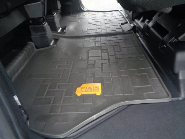 ピクシスメガ Ｇターボ　レジャーエディションＳＡＩＩＩ　禁煙車　純正フルセグナビＤＶＤ　ＢＴ　ＨＤＭＩ　シートヒーター　ラゲージボード　アッパーシステムレール　オーバーヘッドネット　インテリアイルミ　ＥＴＣ２．０　両側パワスラ　ドライビングサポート（63枚目）