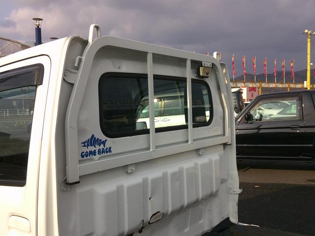 キャリイトラック KX MT 4WD ゴムマット 荷台ライト フォグ CDオーディオ エアコン パワステ パワーウィンドウ(25枚目)